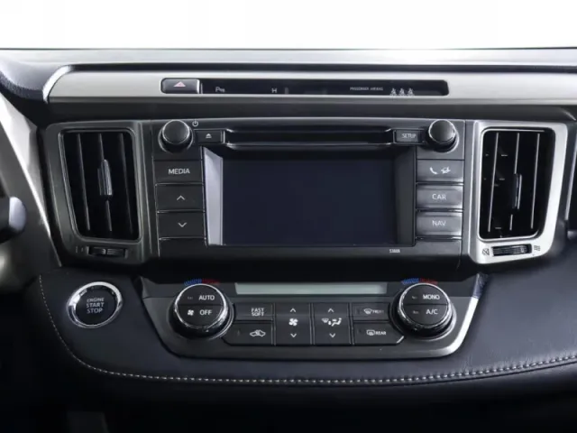 Toyota RAV4, IV (XA40) — фото 17