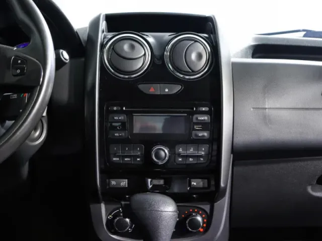 Renault Duster, I Рестайлинг — фото 13