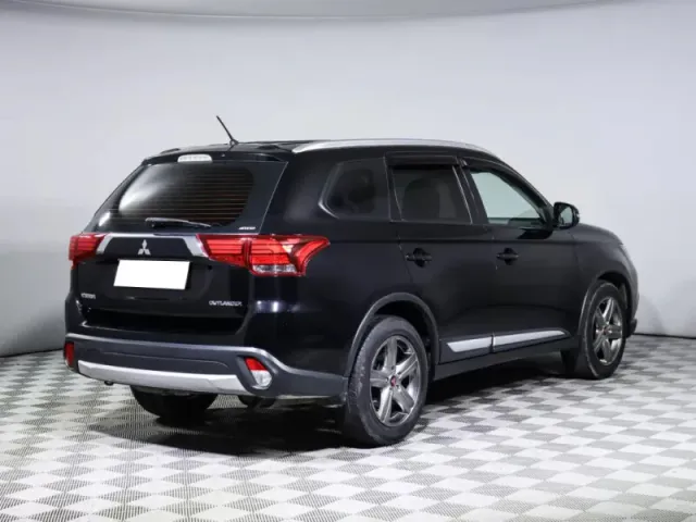 Mitsubishi Outlander, III Рестайлинг 2 — фото 5