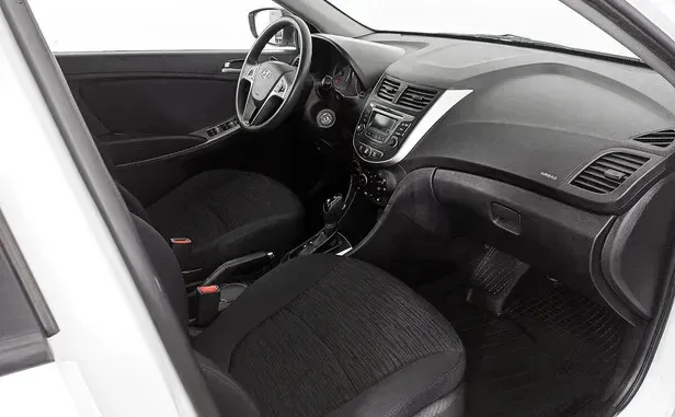 Hyundai Solaris, I Рестайлинг — фото 7