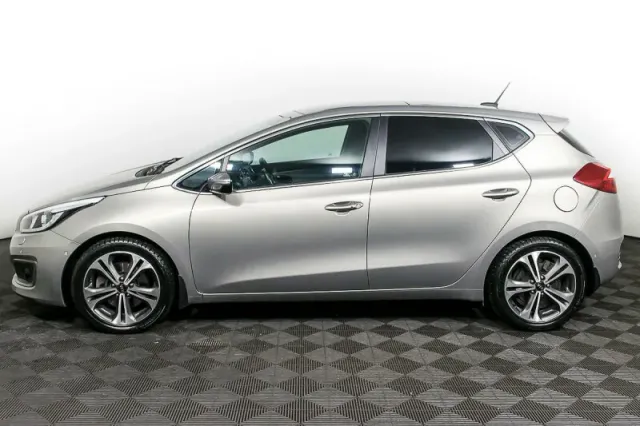 Kia Ceed, II Рестайлинг — фото 7
