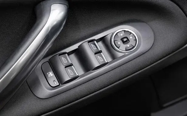 Ford Mondeo, IV Рестайлинг — фото 12
