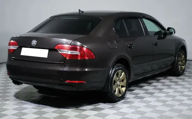 Skoda Superb, II Рестайлинг — фото 2