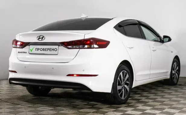 Hyundai Elantra, VI (AD) — фото 2