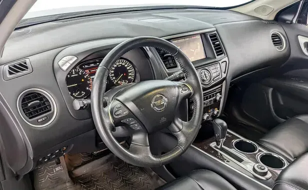 Nissan Pathfinder, IV — фото 7