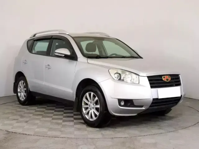 Geely Emgrand X7, I — фото 3