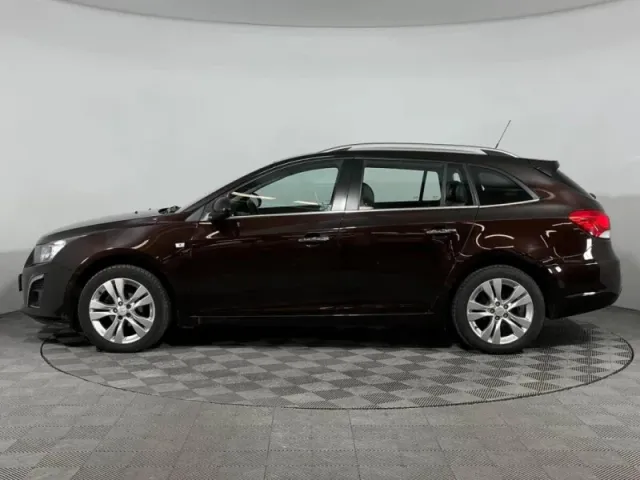 Chevrolet Cruze, I Рестайлинг — фото 8