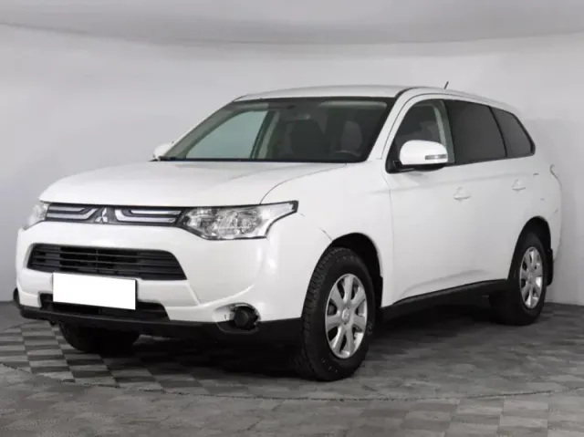 Mitsubishi Outlander, III — фото 1