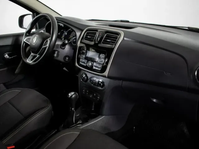 Renault Sandero, II Рестайлинг — фото 12