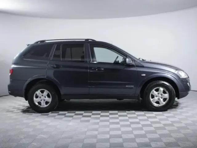 SsangYong Kyron, I Рестайлинг — фото 4