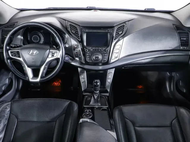 Hyundai i40, I — фото 14