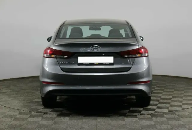 Hyundai Elantra, VI (AD) — фото 3