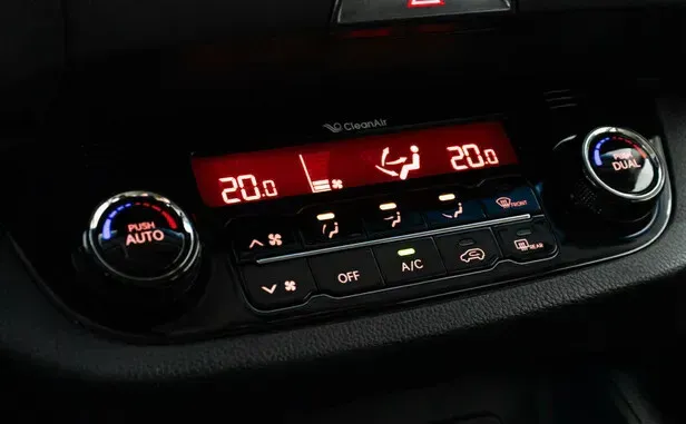 Kia Sportage, III — фото 10