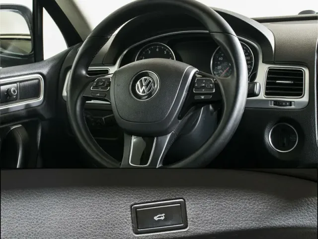 Volkswagen Touareg, II Рестайлинг — фото 10