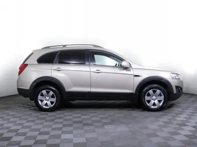 Chevrolet Captiva, I Рестайлинг — фото 4