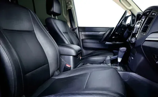 Mitsubishi Pajero, IV Рестайлинг 2 — фото 7