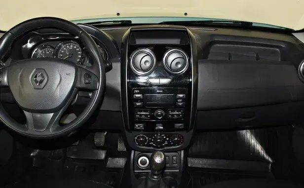 Renault Duster, I Рестайлинг — фото 6