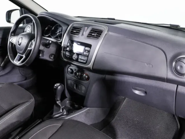 Renault Logan, II Рестайлинг — фото 8