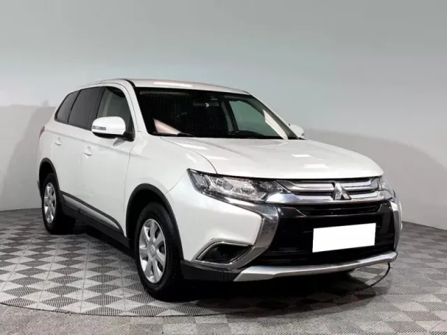Mitsubishi Outlander, III Рестайлинг 2 — фото 3