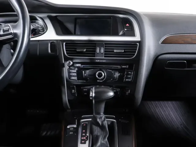 Audi A4, IV (B8) Рестайлинг — фото 16