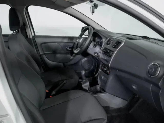 Renault Sandero, II Рестайлинг — фото 13