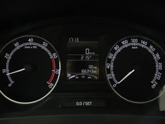 Skoda Rapid, I Рестайлинг — фото 11