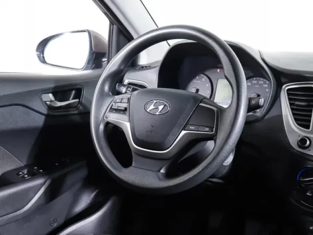 Hyundai Solaris, II — фото 17