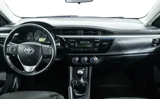 Toyota Corolla, XI (E160, E170, E180) — фото 5