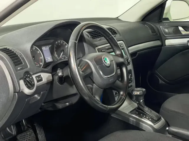 Skoda Octavia, II (A5) Рестайлинг — фото 13