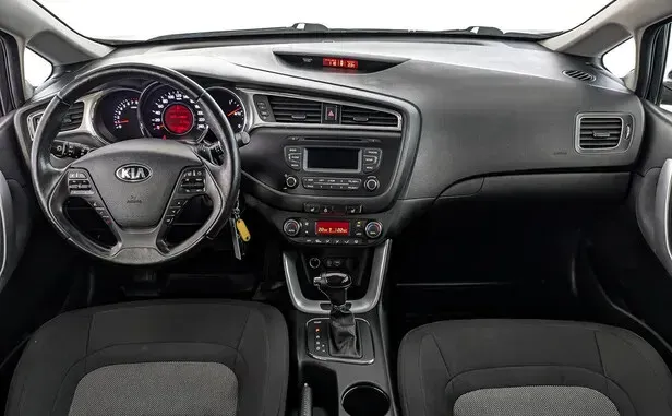 Kia Ceed, II Рестайлинг — фото 5