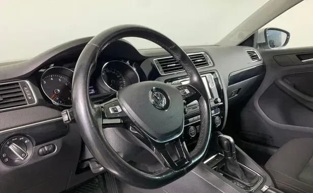 Volkswagen Jetta, VI Рестайлинг — фото 6