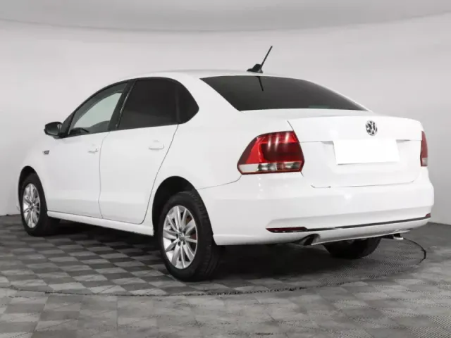 Volkswagen Polo, V Рестайлинг — фото 7