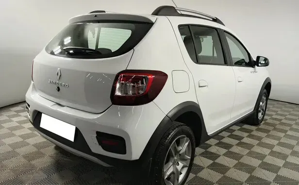 Renault Sandero, II Рестайлинг — фото 2