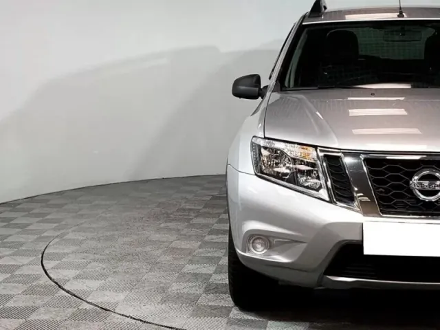 Nissan Terrano, III (D10) — фото 9