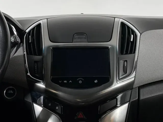 Chevrolet Cruze, I Рестайлинг — фото 13