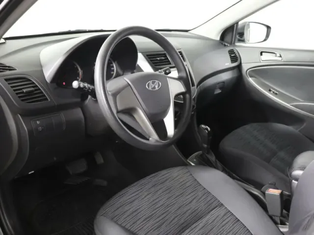 Hyundai Solaris, I Рестайлинг — фото 10