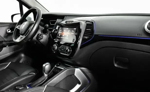 Renault Kaptur, I Рестайлинг — фото 6