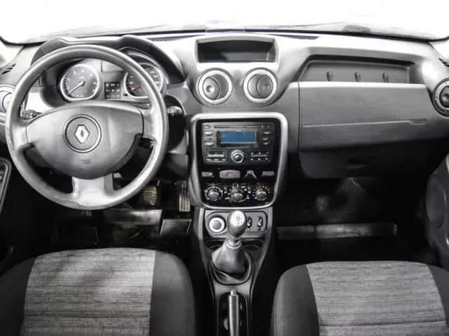 Renault Duster, I — фото 10