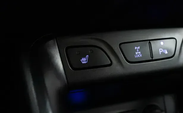 Hyundai ix35, I — фото 13