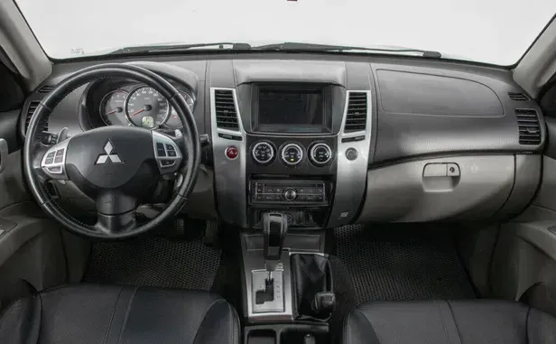 Mitsubishi Pajero Sport, II Рестайлинг — фото 5