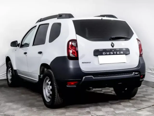 Renault Duster, I Рестайлинг — фото 5