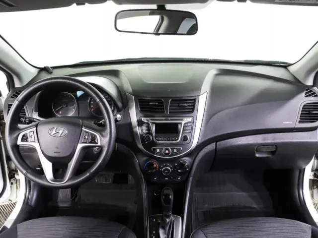 Hyundai Solaris, I Рестайлинг — фото 13