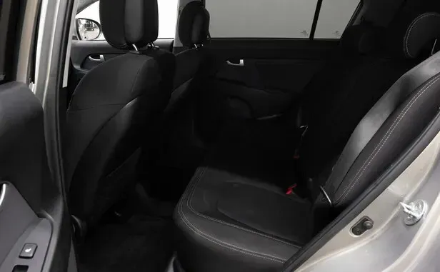 Kia Sportage, III — фото 17