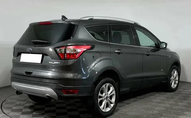 Ford Kuga, II Рестайлинг — фото 2