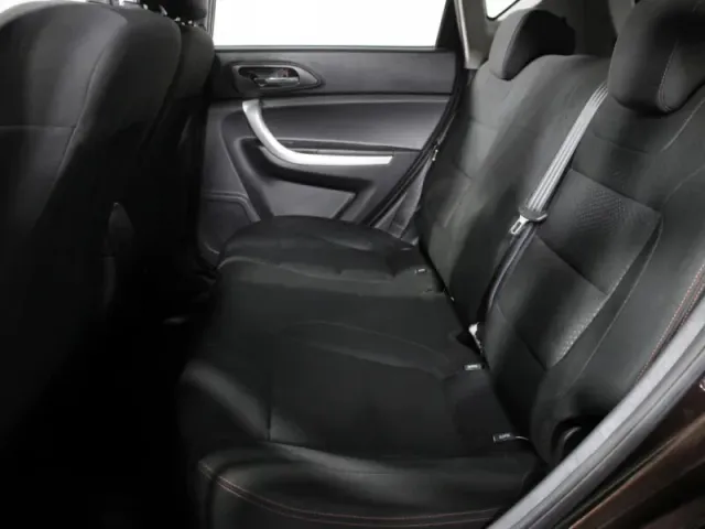 Changan CS35 — фото 10