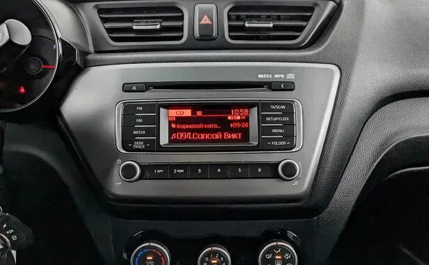 Kia Rio, III Рестайлинг — фото 19