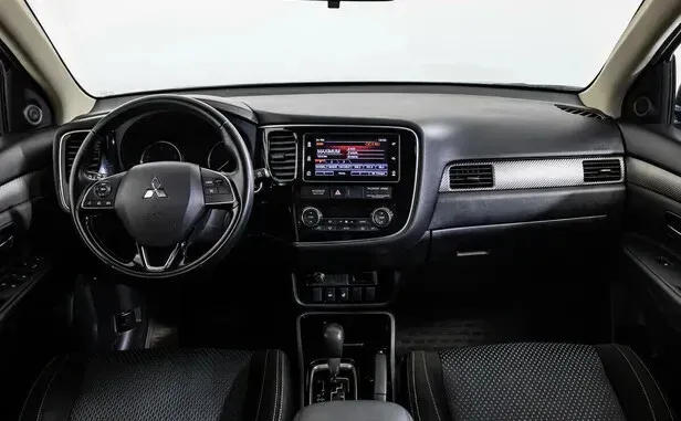 Mitsubishi Outlander, III Рестайлинг 2 — фото 9