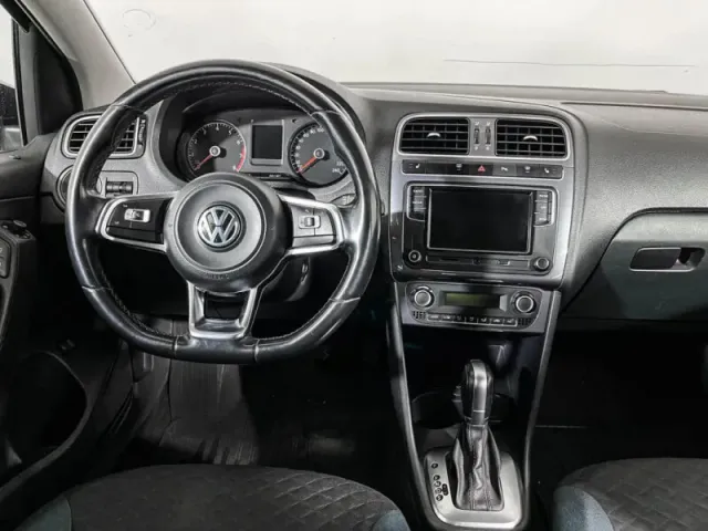 Volkswagen Polo, V Рестайлинг — фото 12