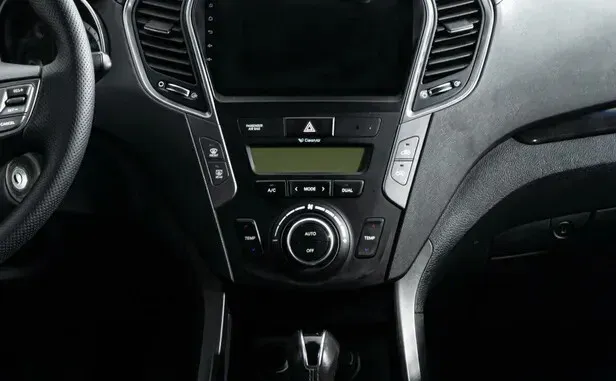Hyundai Santa Fe, III — фото 11