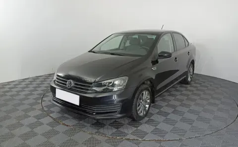 Volkswagen Polo, V Рестайлинг — фото 1